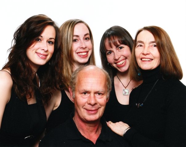 Outlon Family